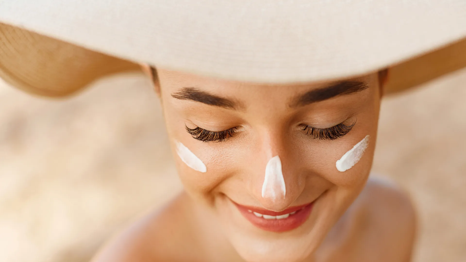 ULTIMATE GUIDE TO FACIAL SUN CARE